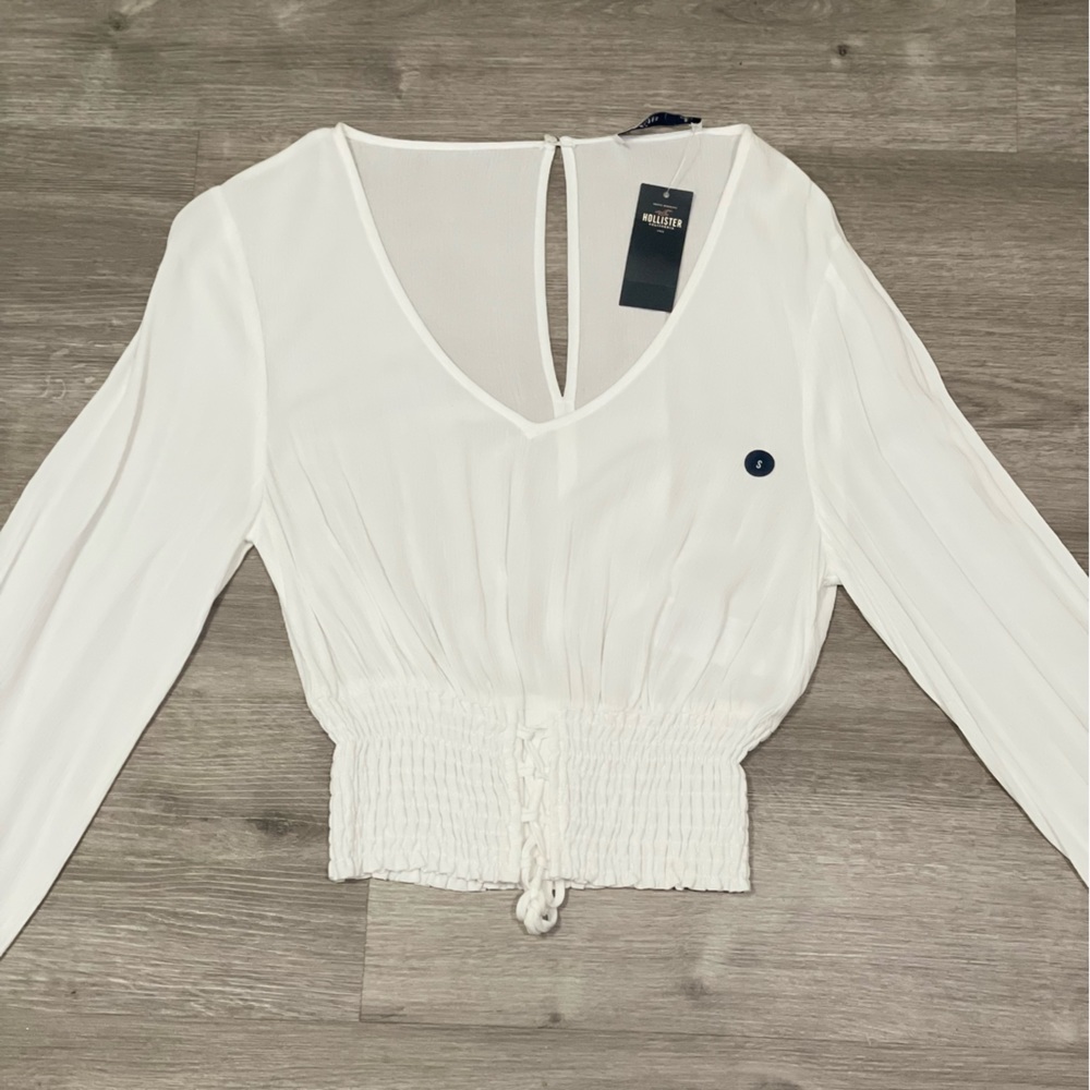 Hollister White Long Sleeve Ruched V-Neck Blouse Top